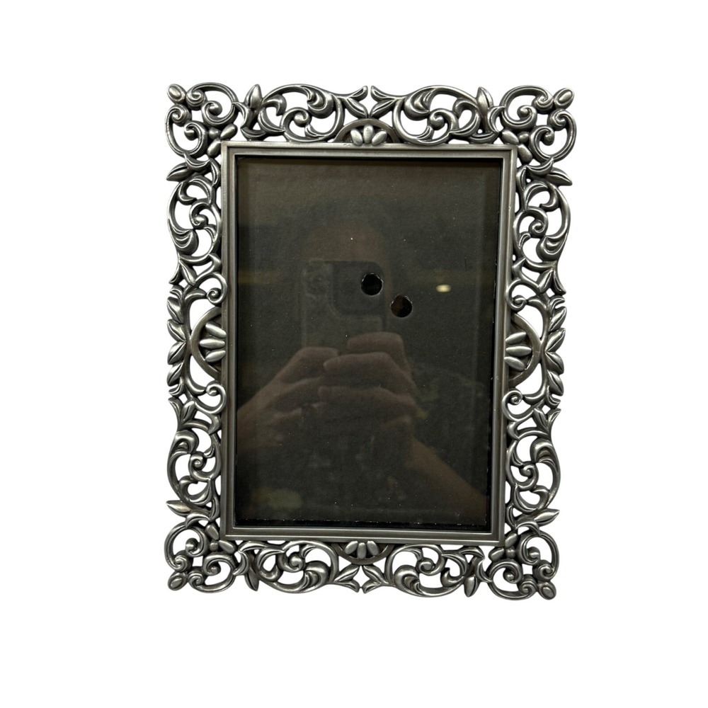 VTG Ornate Filigree Scroll Picture Frame Silver Pewter Victorian Gothic 4x6